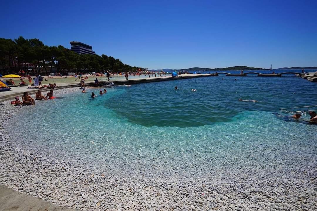 Apartment And Rooms Dalmatiko Vodice Exterior foto