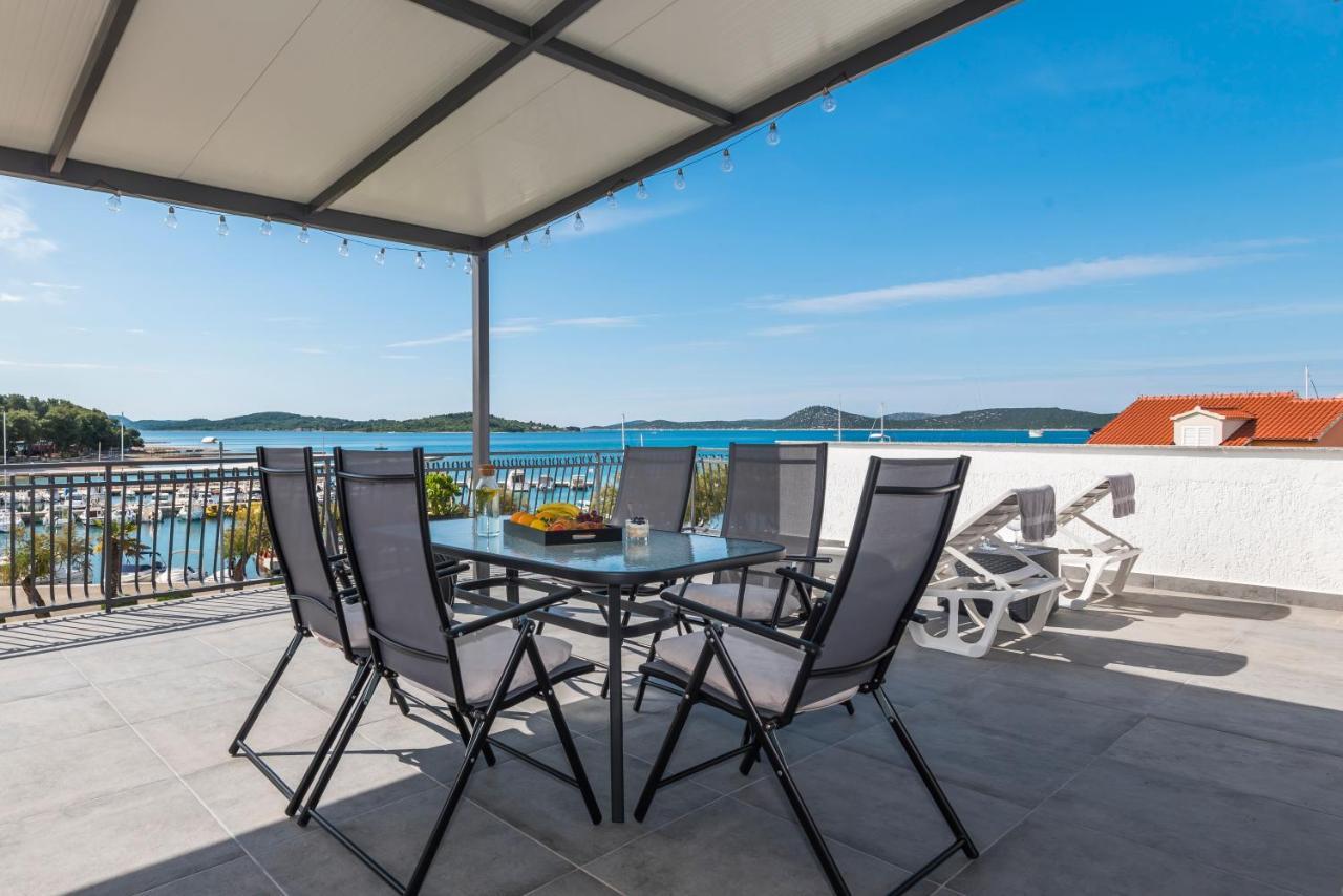 Apartment And Rooms Dalmatiko Vodice Exterior foto